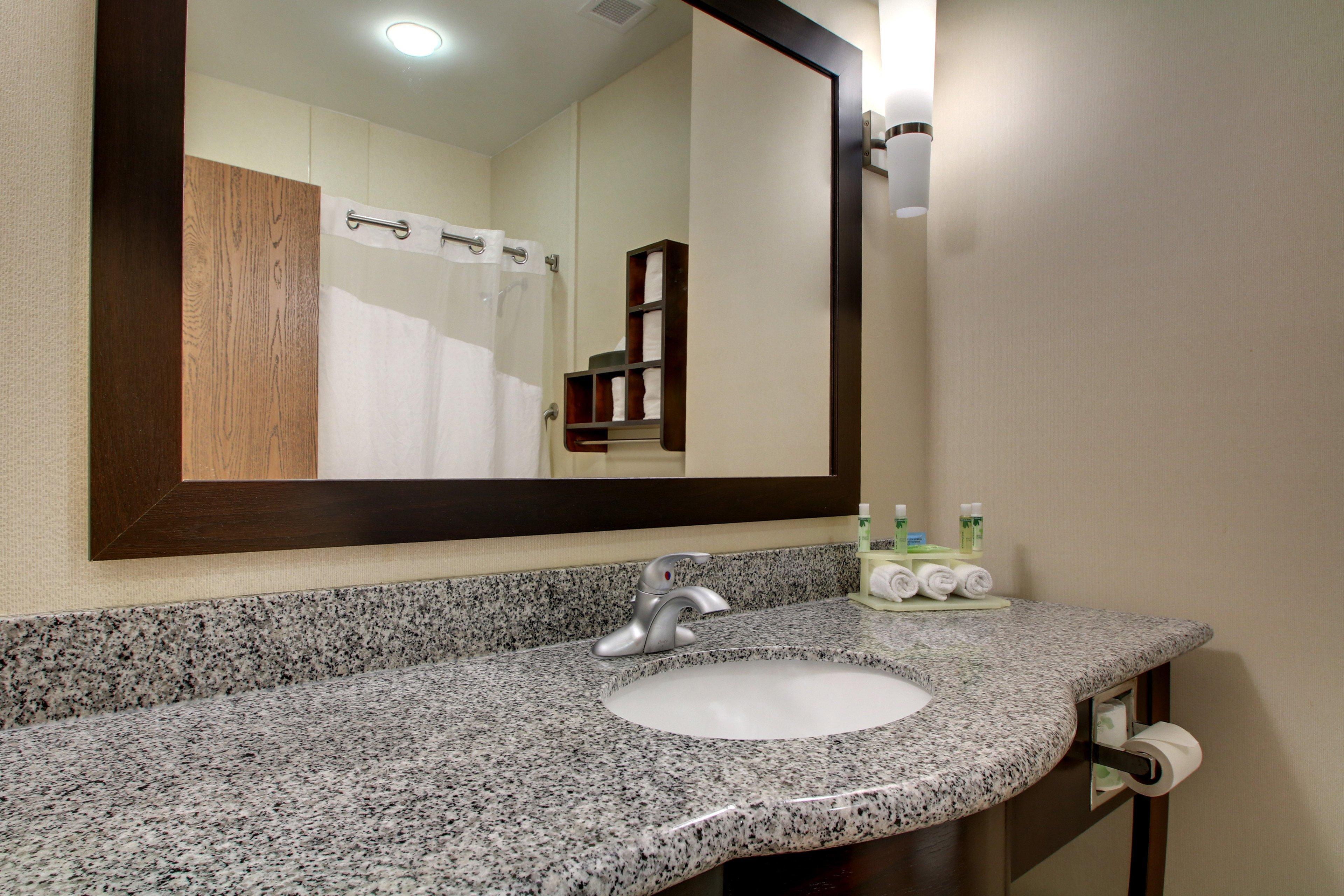 Holiday Inn Express Hotel Winona North By Ihg Exterior photo