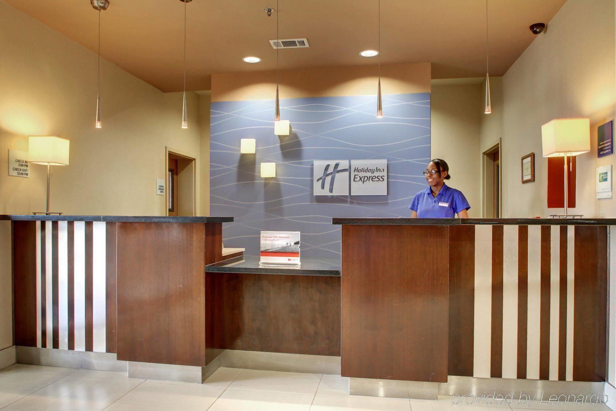 Holiday Inn Express Hotel Winona North By Ihg Exterior photo